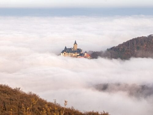 Schloß über den Wolken | 1