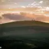 Der Brocken im Abendlicht