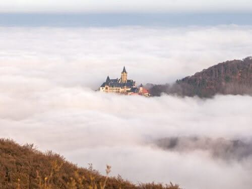 Schloß Wernigerode über den Wolken Schloß über den Wolken | 1